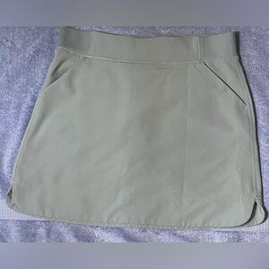 Women’s Small 32 Cool Crème De Mint Skort’s ,Tennis/Golf .